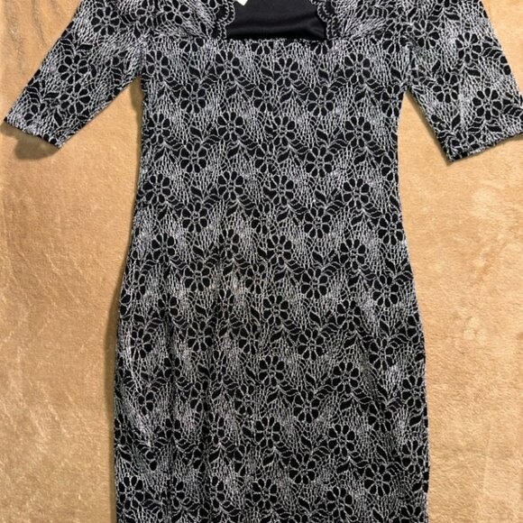 NWT Candalate Women Medium Black White‎ Floral Keyhole Back Fitted Dress (R) - Picture 9 of 10